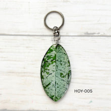 Load image into Gallery viewer, Hoya Leaf Keychain Multiple Options