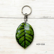 Load image into Gallery viewer, Hoya Leaf Keychain Multiple Options