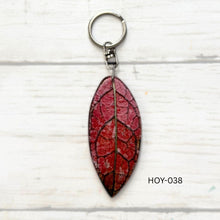 Load image into Gallery viewer, Hoya Leaf Keychain Multiple Options