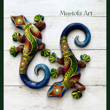 Load image into Gallery viewer, Medium Gecko Multiple Options