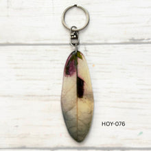 Load image into Gallery viewer, Hoya Leaf Keychain Multiple Options