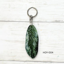 Load image into Gallery viewer, Hoya Leaf Keychain Multiple Options
