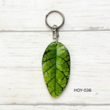 Load image into Gallery viewer, Hoya Leaf Keychain Multiple Options

