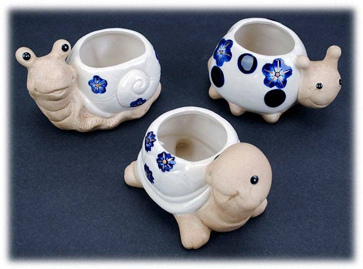 Ceramic Blue & White Garden Critter Pot - 2 size options