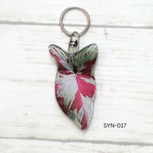 Load image into Gallery viewer, Syngonium Leaf Keychain Multiple Options
